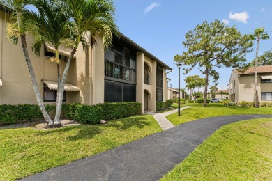 Lake Condo For Sale in Greenacres, Florida