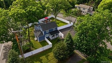 Welcome to this exquisitely renovated 2024 Colonial, where - photo 28