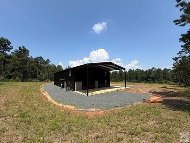 Rare opportunity to own a truly unique, immaculate shop property - photo 31