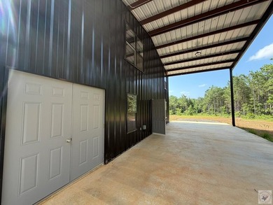Rare opportunity to own a truly unique, immaculate shop property - photo 37