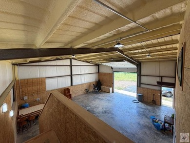 Rare opportunity to own a truly unique, immaculate shop property - photo 38