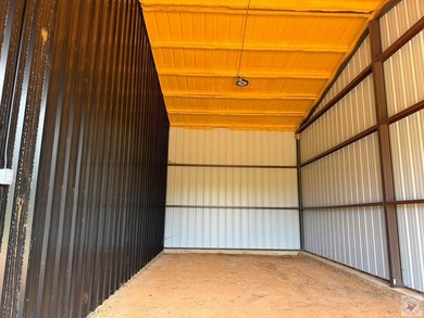 Rare opportunity to own a truly unique, immaculate shop property - photo 45