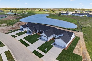Brand new END-UNIT RANCH condo! Fully complete and ready for you - photo 2
