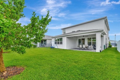 Price Improved! Beautiful CBS 4BR/2.5BA home located in the - photo 2