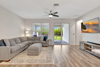 Price Improved! Beautiful CBS 4BR/2.5BA home located in the - photo 4