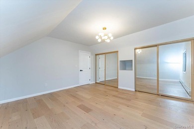 Welcome to this stunning fully renovated home, move-in ready - photo 13
