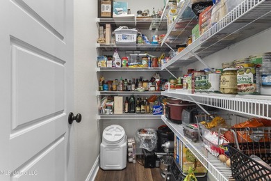 Motivated Sellers! Beautiful home loaded with upgrades in a - photo 15