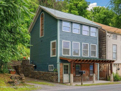 Lake Home For Sale in Kingston, New York