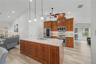 Welcome to your dream home! The entire villa has been tastefully - photo 15