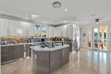 Best view in Lighthouse Point! Gracious architecture, stunning - photo 16