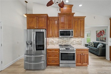 Welcome to your dream home! The entire villa has been tastefully - photo 17