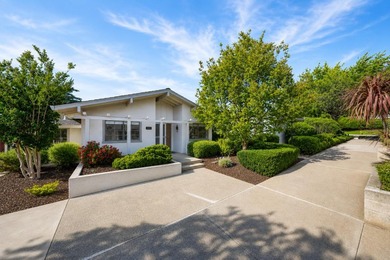 Welcome to 5001 Cribari Vale, a desirable single-level residence - photo 3
