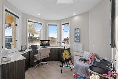 Best view in Lighthouse Point! Gracious architecture, stunning - photo 25