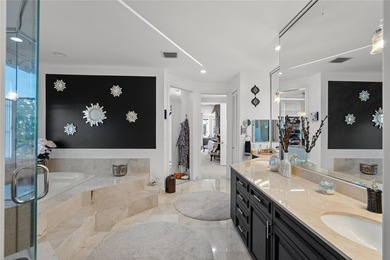 Best view in Lighthouse Point! Gracious architecture, stunning - photo 27