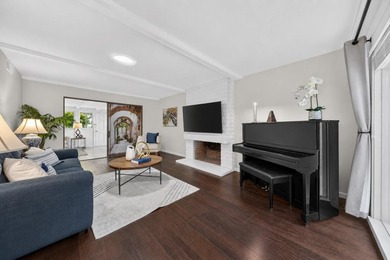Welcome to 5001 Cribari Vale, a desirable single-level residence - photo 8