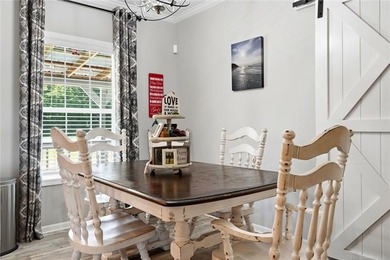 VA-approved and just 2 miles from Lake Tenkiller! This spacious - photo 35