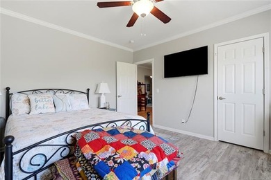 VA-approved and just 2 miles from Lake Tenkiller! This spacious - photo 45