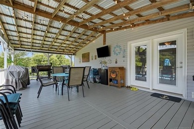 VA-approved and just 2 miles from Lake Tenkiller! This spacious - photo 50