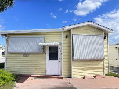 (private lake, pond, creek) Home For Sale in Jensen Beach Florida