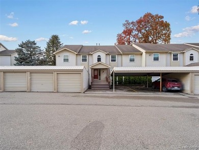 Eagle Lake - Oakland County Condo Active Under Contract in Waterford Michigan