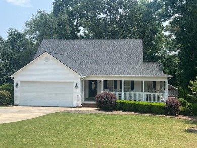 Lake Home For Sale in Milledgeville, Georgia