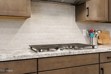 Welcome to your dream home in the highly sought-after Victory at - photo 14