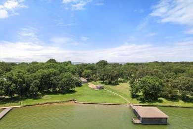 Lake Home For Sale in Kerens, Texas
