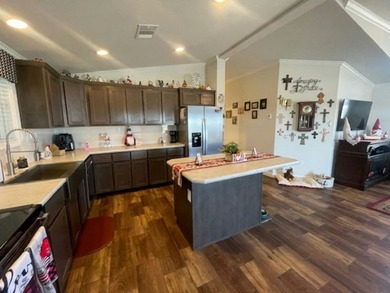 Discover your ideal living space in this upgraded 3-bedroom - photo 6