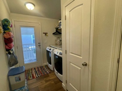 Discover your ideal living space in this upgraded 3-bedroom - photo 7