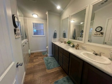 Discover your ideal living space in this upgraded 3-bedroom - photo 10