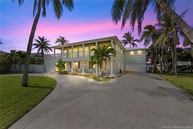 Discover this spectacular ocean view, multi-generational home on - photo 3