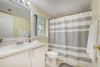 Amazing gated community of Grandview at Crestwood - 2/2 freshly - photo 18