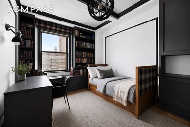 This beautifully proportioned, traditional-style combination - photo 9
