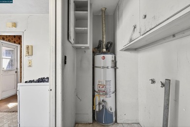 Rare opportunity in the sought-after Annex neighborhood! This - photo 22