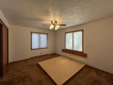 spacious contemporary one-owner estate in the heart of Paddock - photo 5