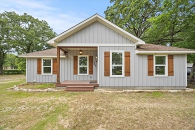 Lake Home For Sale in Quinlan, Texas