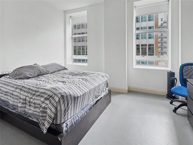 111 E Flagler St 410 - photo 3