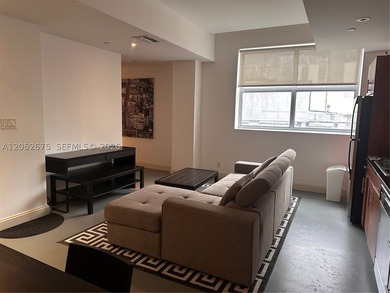111 E Flagler St 410 - photo 10