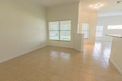Move-in ready 2023 roof, 4/2/2 home, great location! Designed - photo 4