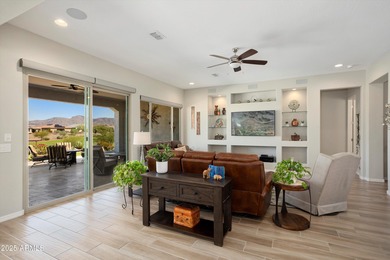 Stunning Endeavor model on the 6th hole of Sun City Festival's