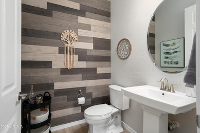 Stunning Endeavor model on the 6th hole of Sun City Festival's