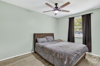 New Price! Welcome home to this beautifully renovated all-brick - photo 24