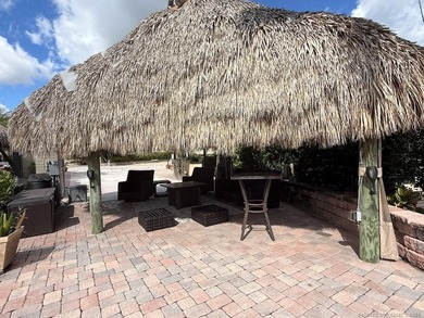 Luxury Motorcoach Lot with Dual Tikis - Move-In Ready! Located - photo 4