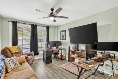 New Price! Welcome home to this beautifully renovated all-brick - photo 26