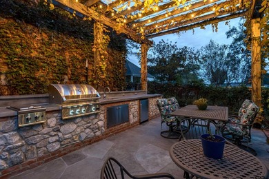 VACATION AT HOME! PERFECT FOR ENTERTAINING OR FAMILY GATHERINGS! - photo 29