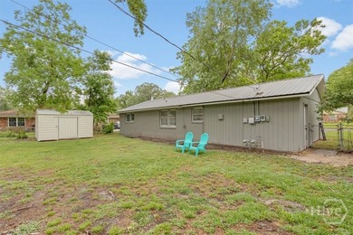 New Price! Welcome home to this beautifully renovated all-brick - photo 30