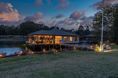 VACATION AT HOME! PERFECT FOR ENTERTAINING OR FAMILY GATHERINGS! - photo 37