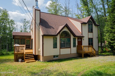 Roaming Woods Lake Home Sale Pending in Lake Ariel Pennsylvania