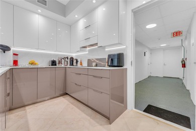 WELCOME TO FIVE-STAR LUXURY OCEANFRONT RENOVATED 3 BD,3,5 BA