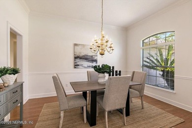 Lovely single story home offers 4 bedrooms 2 bathrooms & a - photo 4